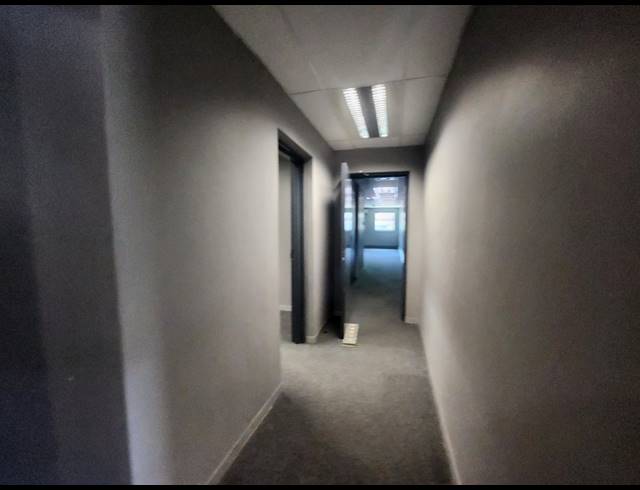 683M² OFFICE TO LET IN RANDJESPARK